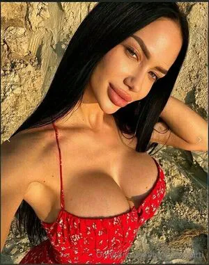 Beatrice Carti OnlyFans Leaked Free Thumbnail Picture - #7EdFNhNAV5