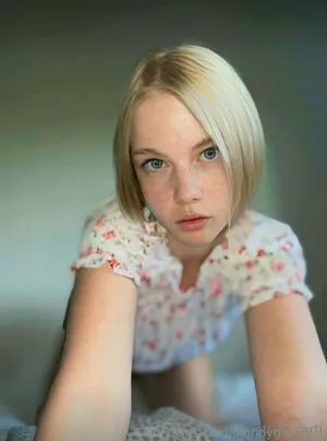 Beatrice Carti OnlyFans Leaked Free Thumbnail Picture - #nWI2jqm3gj