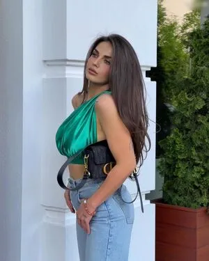 Beatrix Ramosaj OnlyFans Leaked Free Thumbnail Picture - #3GbzMdKc3A