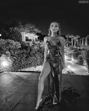 Beatrix Ramosaj OnlyFans Leaked Free Thumbnail Picture - #7eQ3oGb7EJ