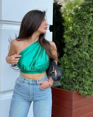 Beatrix Ramosaj OnlyFans Leaked Free Thumbnail Picture - #IlNBfxZ3hC