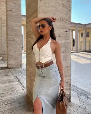 Beatrix Ramosaj OnlyFans Leaked Free Thumbnail Picture - #ThvFaV2Tef