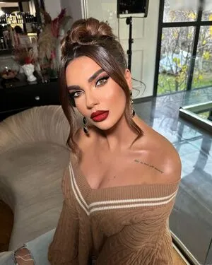Beatrix Ramosaj OnlyFans Leaked Free Thumbnail Picture - #g4LDdbant0