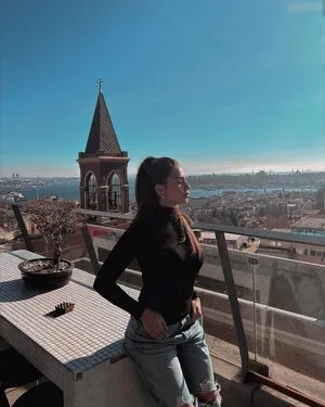 Beatrix Ramosaj OnlyFans Leaked Free Thumbnail Picture - #iMvnaoSZG8