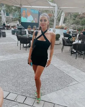 Beatrix Ramosaj OnlyFans Leaked Free Thumbnail Picture - #rHPICtWtAI