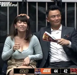 Beautiful Breasts OnlyFans Leaked Free Thumbnail Picture - #X2Aod051CC