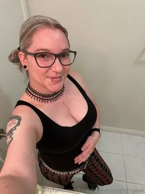 Beautifullyimperfectgeek OnlyFans Leaked Free Thumbnail Picture - #SltUEdltnm