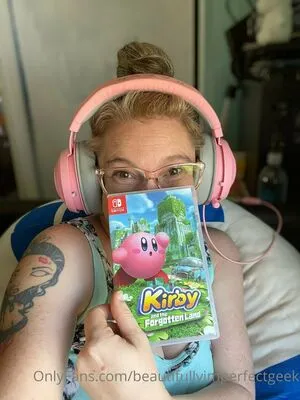 Beautifullyimperfectgeek OnlyFans Leaked Free Thumbnail Picture - #ehil6JMxke