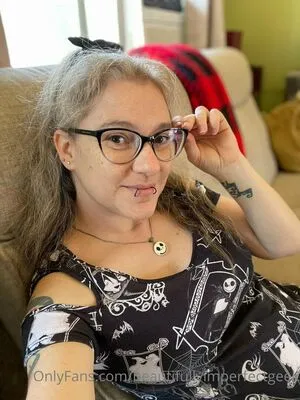 Beautifullyimperfectgeek OnlyFans Leaked Free Thumbnail Picture - #qPvmIHZ0qt