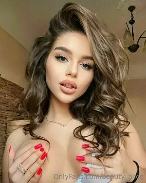 Beauty Alice OnlyFans Leaked Free Thumbnail Picture - #0lpUAX35xP