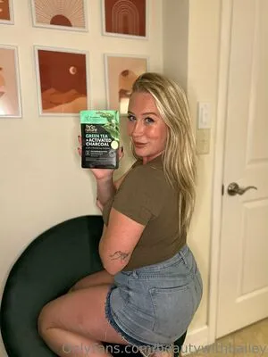 Beautywithbailey OnlyFans Leaked Free Thumbnail Picture - #OOwyhdm4e5