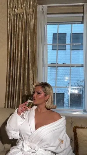 Bebe Rexha OnlyFans Leaked Free Thumbnail Picture - #AepeGDehX3