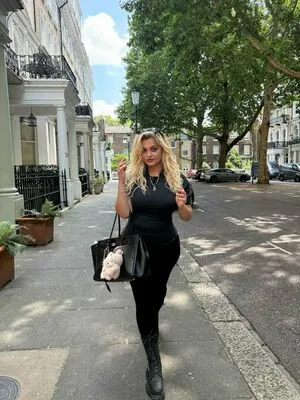 Bebe Rexha OnlyFans Leaked Free Thumbnail Picture - #Z9WN6U2gAO