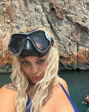 Bebe Rexha OnlyFans Leaked Free Thumbnail Picture - #lxF7X7uXjk