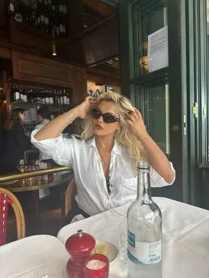 Bebe Rexha OnlyFans Leaked Free Thumbnail Picture - #nYj9QiY7cj
