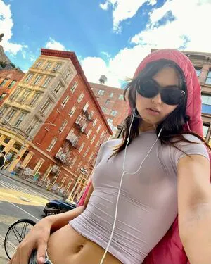 Becamichie OnlyFans Leaked Free Thumbnail Picture - #MzTyW8ldin