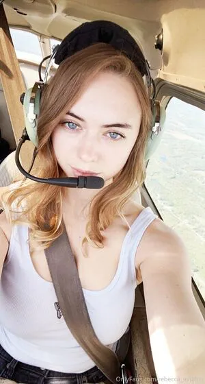 Becca Aviatrix OnlyFans Leaked Free Thumbnail Picture - #7tXO42Cuyd
