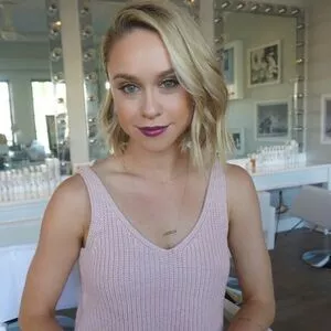 Becca Tobin OnlyFans Leaked Free Thumbnail Picture - #KttrUSFckD