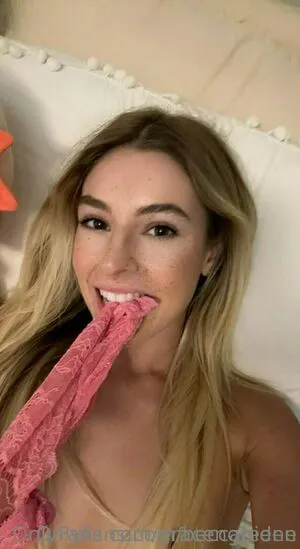 Beccabiden OnlyFans Leaked Free Thumbnail Picture - #KUAU11b26t