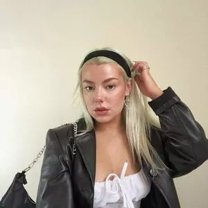 Beccajune OnlyFans Leaked Free Thumbnail Picture - #U8aCh3hgro