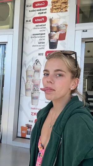 Beccameans OnlyFans Leaked Free Thumbnail Picture - #xW5hMgWInw