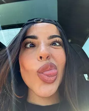 Becky G OnlyFans Leaked Free Thumbnail Picture - #7AL0C9t4E9