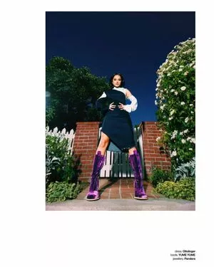 Becky G OnlyFans Leaked Free Thumbnail Picture - #8kZnu52zl1