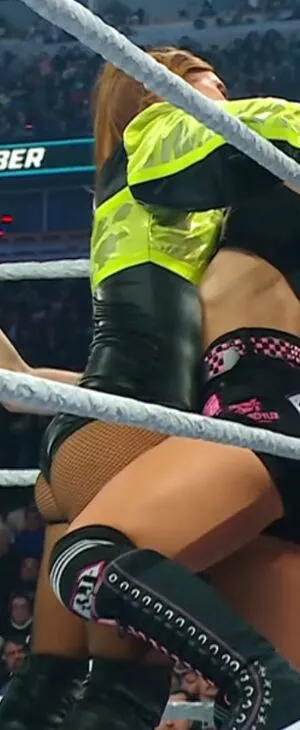 Becky Lynch OnlyFans Leaked Free Thumbnail Picture - #x2SwwlViFL