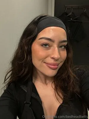 Bedheadbetty OnlyFans Leaked Free Thumbnail Picture - #pmPHpJt6JX
