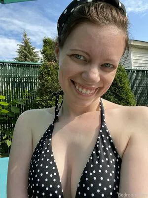 Bedroom Eyes Free OnlyFans Leaked Free Thumbnail Picture - #287RRgNJWR