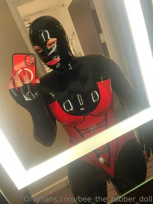 Bee The Rubber Doll OnlyFans Leaked Free Thumbnail Picture - #lWNiGNkIoV
