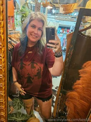 Bee88i OnlyFans Leaked Free Thumbnail Picture - #368jeCB6vb