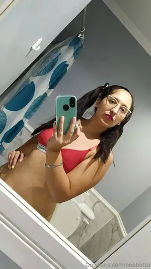 Beebotta OnlyFans Leaked Free Thumbnail Picture - #6nMR01Ampl