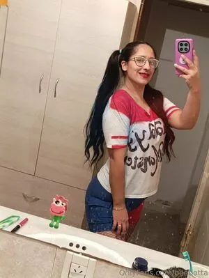 Beebotta OnlyFans Leaked Free Thumbnail Picture - #jlAydMj9q8
