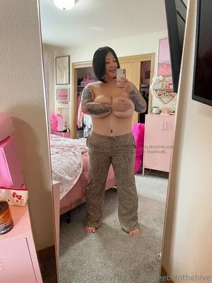 Beebsinthehive OnlyFans Leaked Free Thumbnail Picture - #HkZIP2s0Yo