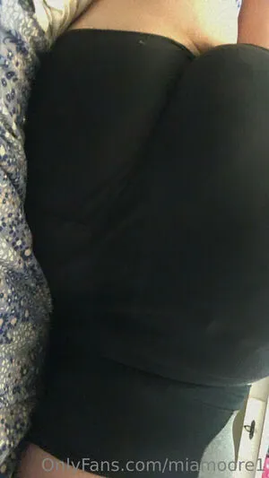 Beelufree OnlyFans Leaked Free Thumbnail Picture - #1wX4booTRX