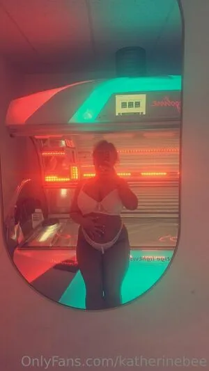 Beequeen99 OnlyFans Leaked Free Thumbnail Picture - #UXLzY2BQPT