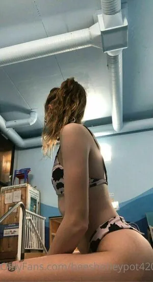 Beeshoneypot420 OnlyFans Leaked Free Thumbnail Picture - #z9r5ztjWBD