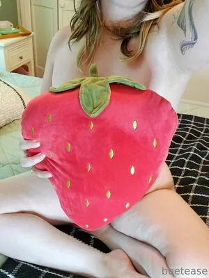 Beetease OnlyFans Leaked Free Thumbnail Picture - #x5HIYNObUm