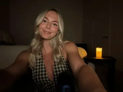 Beez Asmr OnlyFans Leaked Free Thumbnail Picture - #ERInmVdl2K