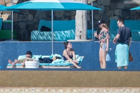 Behati Prinsloo OnlyFans Leaked Free Thumbnail Picture - #C6KYM6wFAi