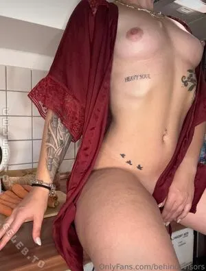 Behind Visors OnlyFans Leaked Free Thumbnail Picture - #UPreKaH3HL