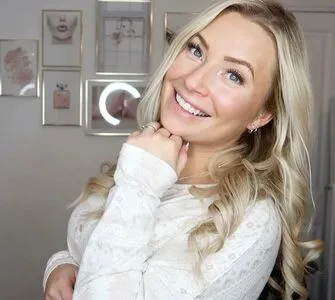 Being Mrs Dudley OnlyFans Leaked Free Thumbnail Picture - #JFkKDQH6gz