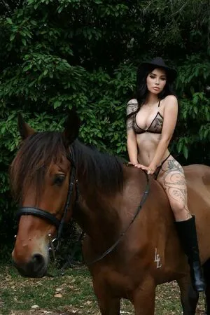 Beke Cosplay OnlyFans Leaked Free Thumbnail Picture - #I5OOnY2yaa