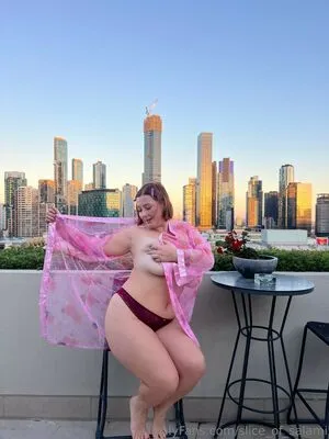 Bel Larcombe Slice Of Salami OnlyFans Leaked Free Thumbnail Picture - #JhR87Y0dxV
