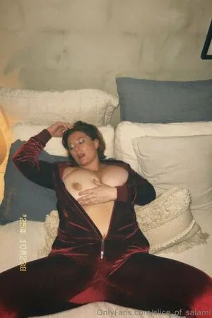 Bel Larcombe Slice Of Salami OnlyFans Leaked Free Thumbnail Picture - #VafLoumApQ