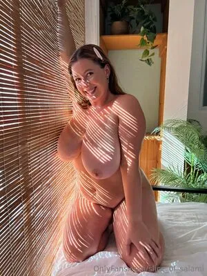 Bel Larcombe Slice Of Salami OnlyFans Leaked Free Thumbnail Picture - #pBfvOHxoS4