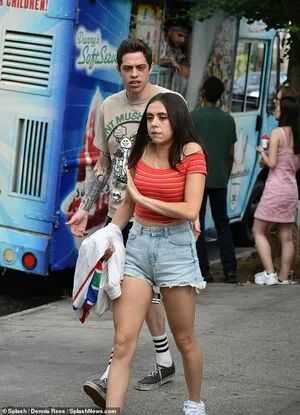 Bel Powley OnlyFans Leaked Free Thumbnail Picture - #4hSpBobJBM