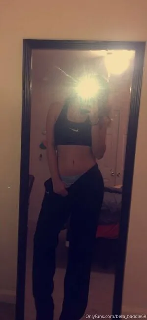 Bella Baddie69 OnlyFans Leaked Free Thumbnail Picture - #p3E72ceSnq