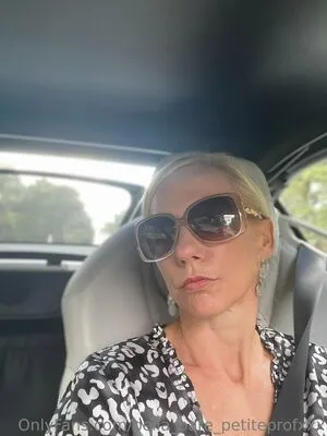 Bella Bare Petiteprofxxx OnlyFans Leaked Free Thumbnail Picture - #8HA1oAqlYG